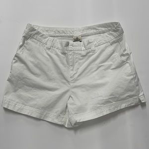White Magellan Outdoors Shorts size 8